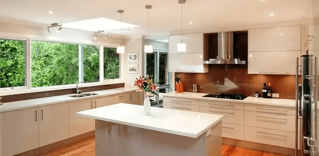 Kitchen cabinet refacing and remodel results in a modern kitchen in Fort Wayne, IN